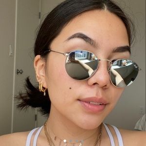 Round metal Ray Ban sunglasses
